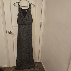 Vince Camuto Black Silver Plunge Back Split Maxi Dress Sleeveless Zipper Sz 8